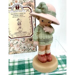 Memories of Yesterday Symbol of Membership "Blowing A Kiss To A Dear I Miss" NIB